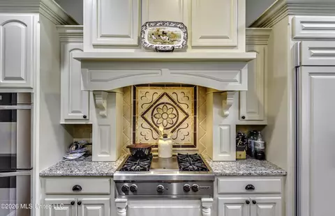 Kitchen - 115 Chartres Dr, Madison, MS 39110 photo 3 of 7