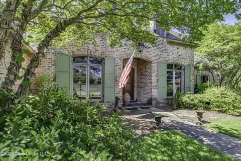 Exterior - 115 Chartres Dr, Madison, MS 39110 photo 4 of 13