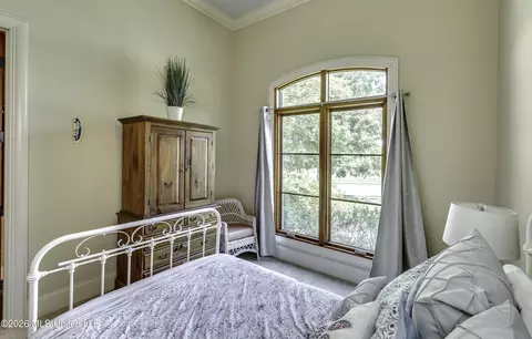 Bedroom - 115 Chartres Dr, Madison, MS 39110 photo 4 of 10