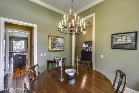 Dining - 115 Chartres Dr, Madison, MS 39110 photo 2 of 3