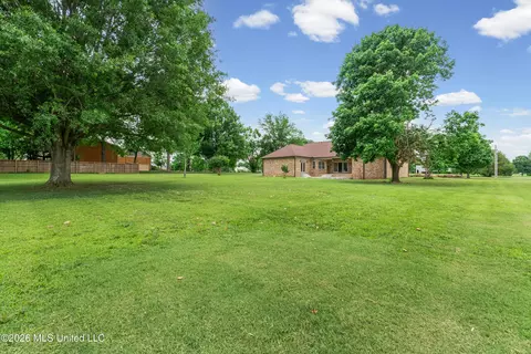 Exterior - 4165 Green Hill Dr, Hernando, MS 38632 photo 5 of 5