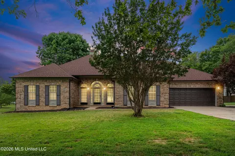 4165 Green Hill Dr, Hernando, MS 38632