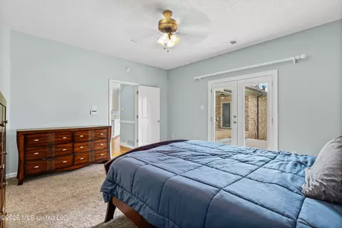 Bedroom - 4165 Green Hill Dr, Hernando, MS 38632 photo 2 of 5
