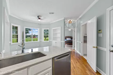 Entry Way - 4165 Green Hill Dr, Hernando, MS 38632 photo 2 of 3