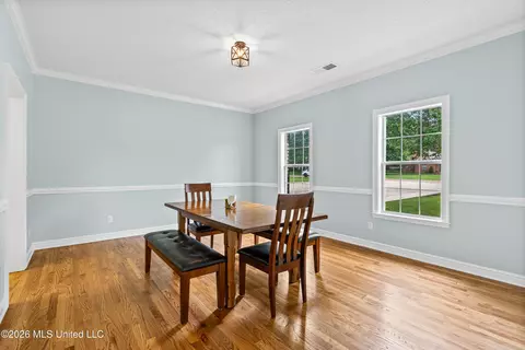 Dining - 4165 Green Hill Dr, Hernando, MS 38632 photo 2 of 2