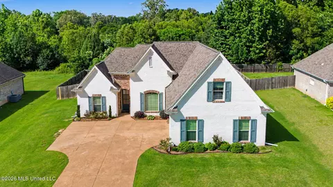 3222 Vineyard Dr, Southaven, MS 38672