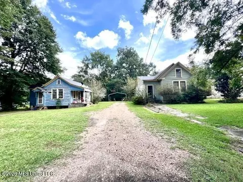 312-326 Fords Creek Rd, Woodville, MS 39669