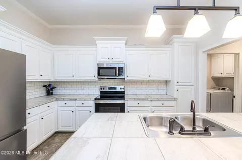 Kitchen - 508 Fairway Ave, Byram, MS 39272 photo 1 of 3