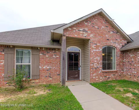 Exterior - 508 Fairway Ave, Byram, MS 39272 photo 3 of 5