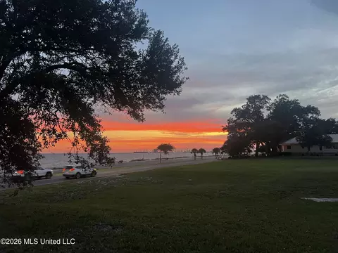 0 Beach Blvd, Gulfport, MS 39501