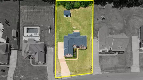 View/Area - 2945 Fossil Hill Dr, Hernando, MS 38632 photo 2 of 3