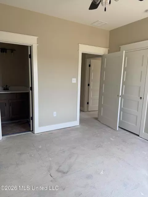 Bedroom - 1711 Caribe Dr, Nesbit, MS 38651 photo 2 of 5