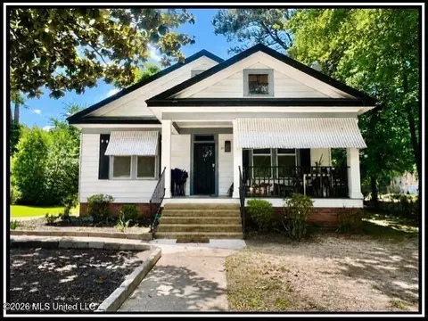 371 S College St, Grenada, MS 38901