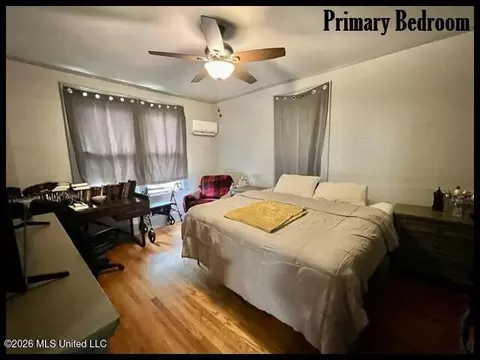 Bedroom - 371 S College St, Grenada, MS 38901 photo 1 of 12