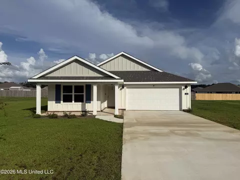 129 Magnolia Farms Dr, Lucedale, MS 39452