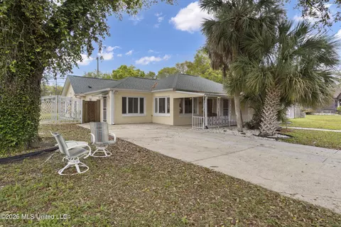 145 Briarfield Ave, Biloxi, MS 39531