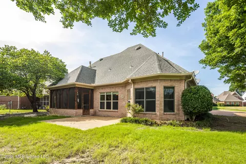 Other - 7105 N Apache Dr, Olive Branch, MS 38654 photo 9 of 11