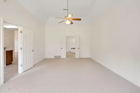 Bedroom - 7105 N Apache Dr, Olive Branch, MS 38654 photo 2 of 4