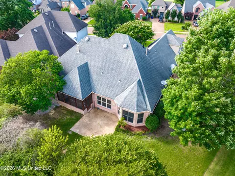 View/Area - 7105 N Apache Dr, Olive Branch, MS 38654 photo 8 of 9