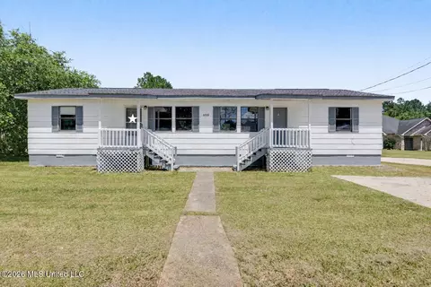 6558 Simmons Dr, Long Beach, MS 39560