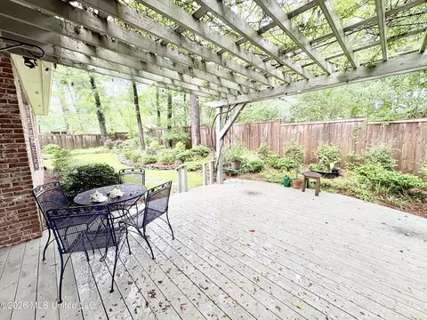 Exterior - 3920 Roxbury Rd, Jackson, MS 39211 photo 8 of 9