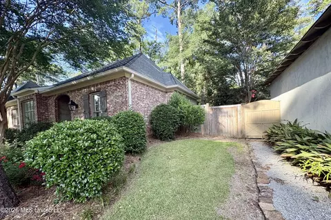 Exterior - 3920 Roxbury Rd, Jackson, MS 39211 photo 2 of 9