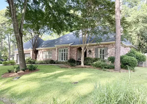 3920 Roxbury Rd, Jackson, MS 39211