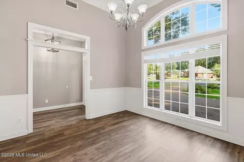 Living - 117 Trace Rdg, Clinton, MS 39056 photo 5 of 5