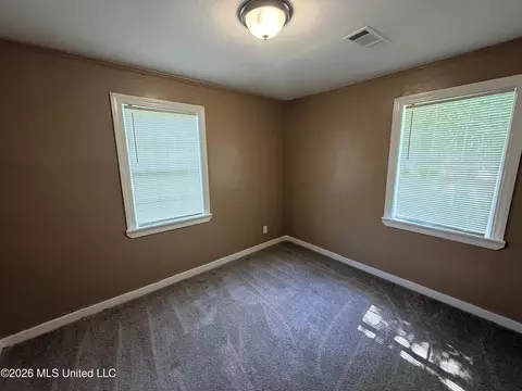 Bedroom - 1335 Morson Rd, Jackson, MS 39209 photo 2 of 3