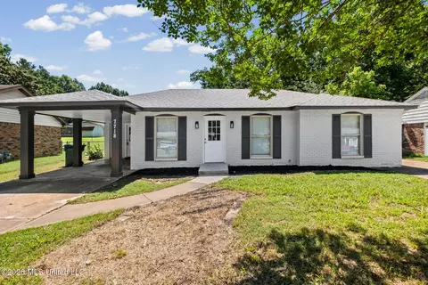 7718 Charleston Dr, Southaven, MS 38671