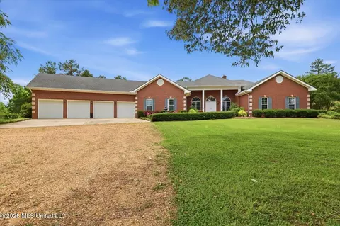 1001 Eagle Lndg, Hazlehurst, MS 39083