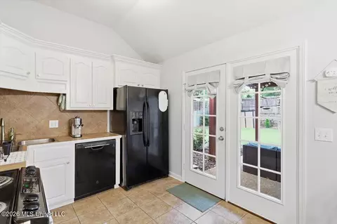 Other - 326 Fairview Dr, Brandon, MS 39047 photo 3 of 8