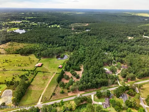 126 Ceasar Rd # A, Picayune, MS 39466 photo 9