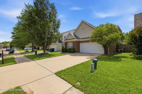 7341 Red Maple Dr, Olive Branch, MS 38654