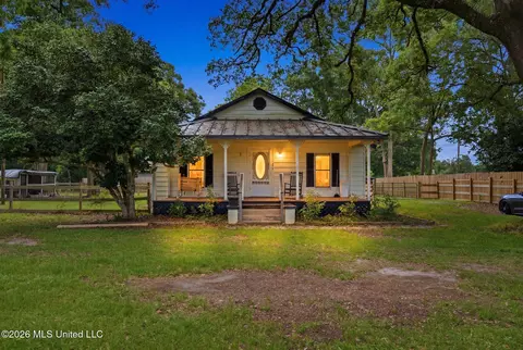 1230 Weeks Rd, Lucedale, MS 39452