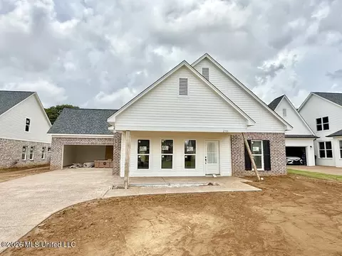 2508 Saint Charles Cv, Southaven, MS 38672
