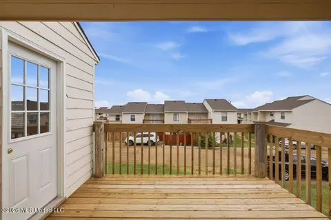 Exterior - 1010 Windrose Dr, Brandon, MS 39047 photo 3 of 5