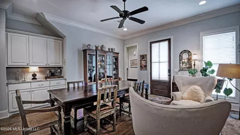 Dining - 46 Charleston Cir, Brandon, MS 39047 photo 2 of 4