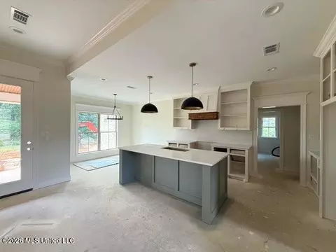 Kitchen - 21 Redmont Dr, Sumrall, MS 39482 photo 2 of 2