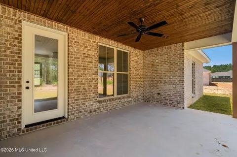 Exterior - 21 Redmont Dr, Sumrall, MS 39482 photo 6 of 11