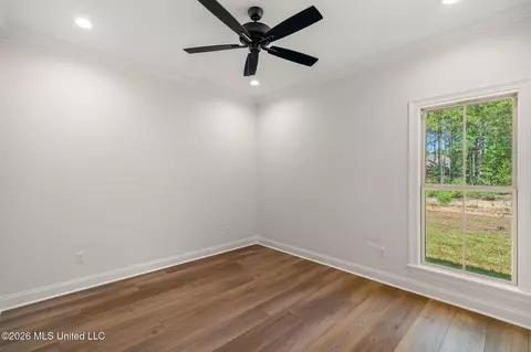Bedroom - 21 Redmont Dr, Sumrall, MS 39482 photo 5 of 6