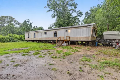 190 Burnis Havard Rd # E, Perkinston, MS 39573 photo 2