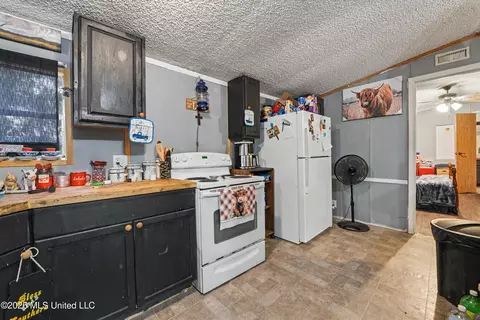 190 Burnis Havard Rd # E, Perkinston, MS 39573 photo 7