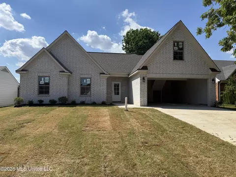 7857 Mary Payton Dr, Southaven, MS 38671