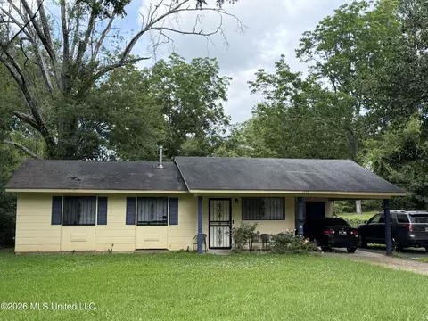 1735 Woody Dr, Jackson, MS 39212