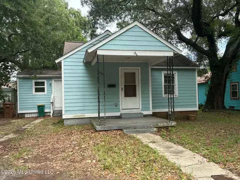 188 Iberville Dr, Biloxi, MS 39531