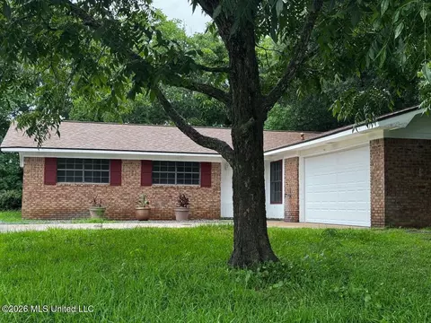 121 Chastity Dr, Gulfport, MS 39503
