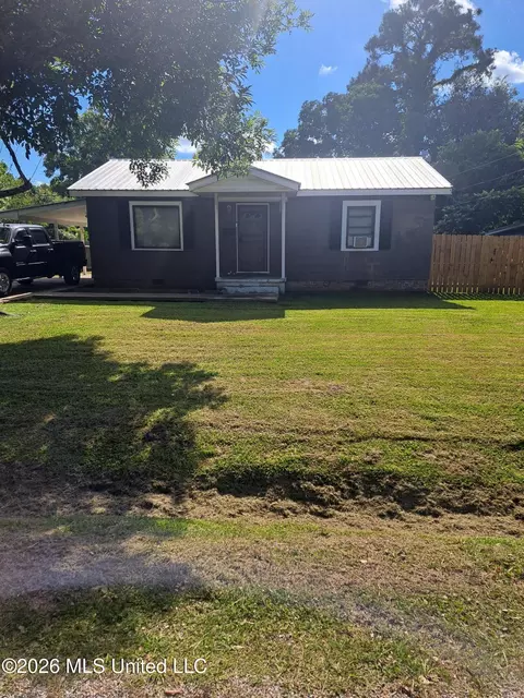 3607 Belmede Dr, Gulfport, MS 39507