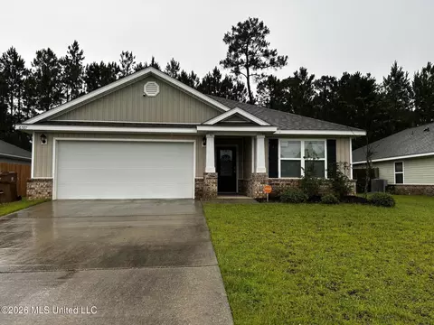 6587 Eastland Cir, Biloxi, MS 39532