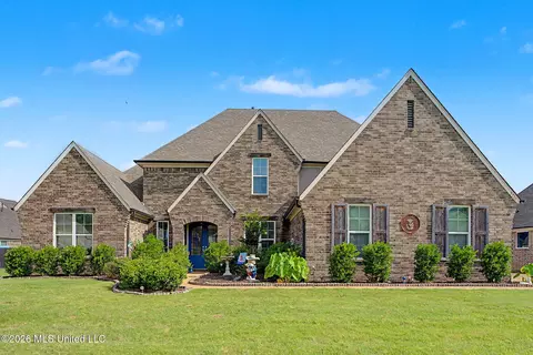 7314 E Hawks Crossing Dr, Olive Branch, MS 38654